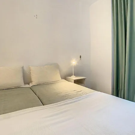 Aldea Blanca 3 Bedrooms Apartment *