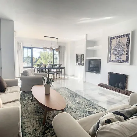 Aldea Blanca 3 Bedrooms Apartment